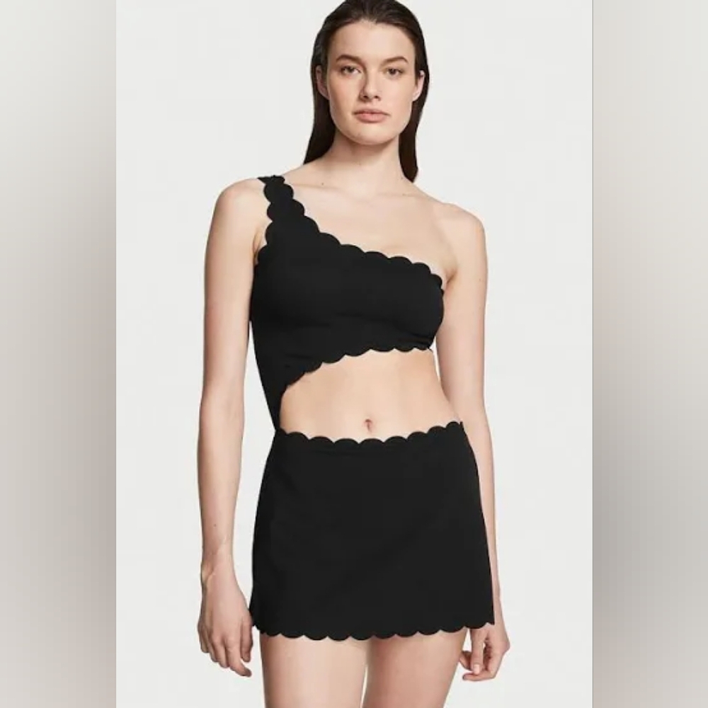 Victoria's Secret Women's Swim Scallop Dress in Black